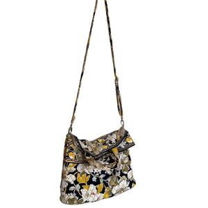 Vera Bradley Dogwood Purse 